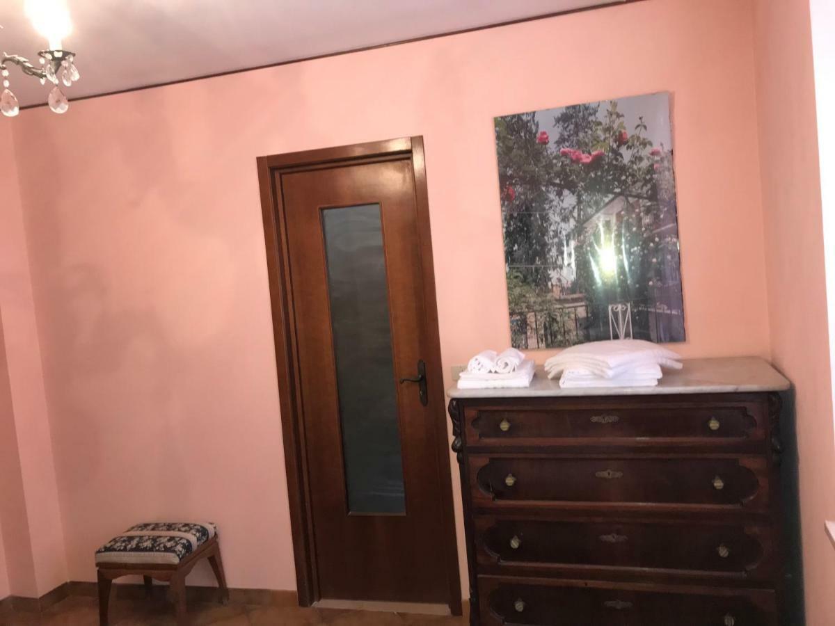 Bed & Roses “Gege” Apartment ลามอร์รา ภายนอก รูปภาพ
