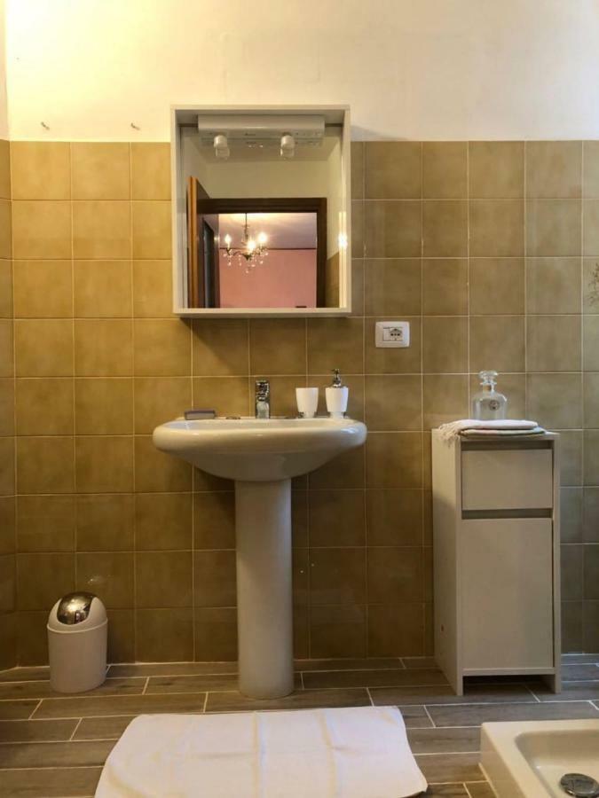 Bed & Roses “Gege” Apartment ลามอร์รา ภายนอก รูปภาพ